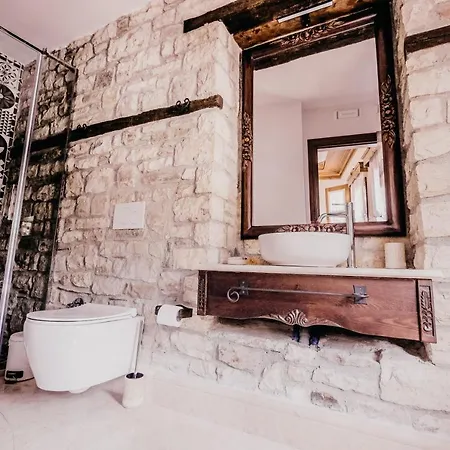Hotel Beratino