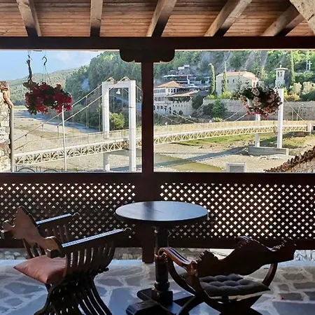 Beratino Hotel *